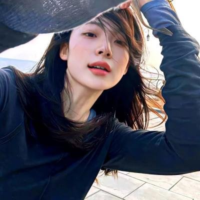 美女与怪物封面